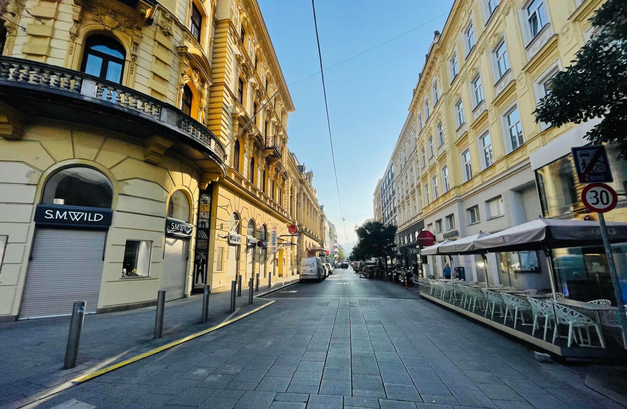 Apartamento Salon Des Fleurs Linz-Landstrasse Exterior foto