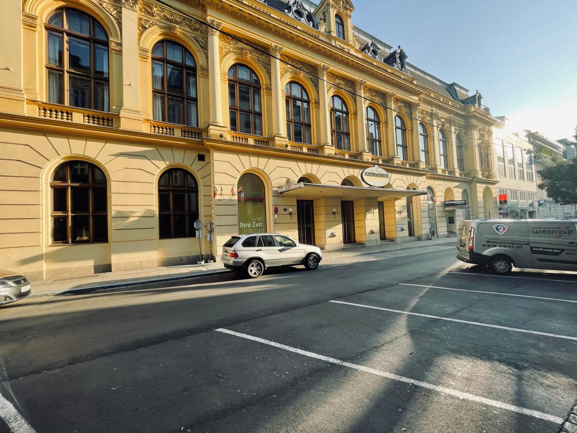 Apartamento Salon Des Fleurs Linz-Landstrasse Exterior foto